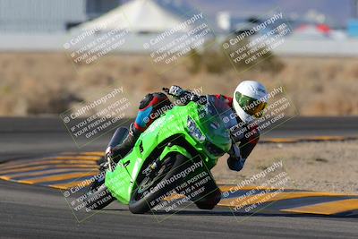 media/Dec-18-2022-SoCal Trackdays (Sun) [[8099a50955]]/Turn 4 (1pm)/